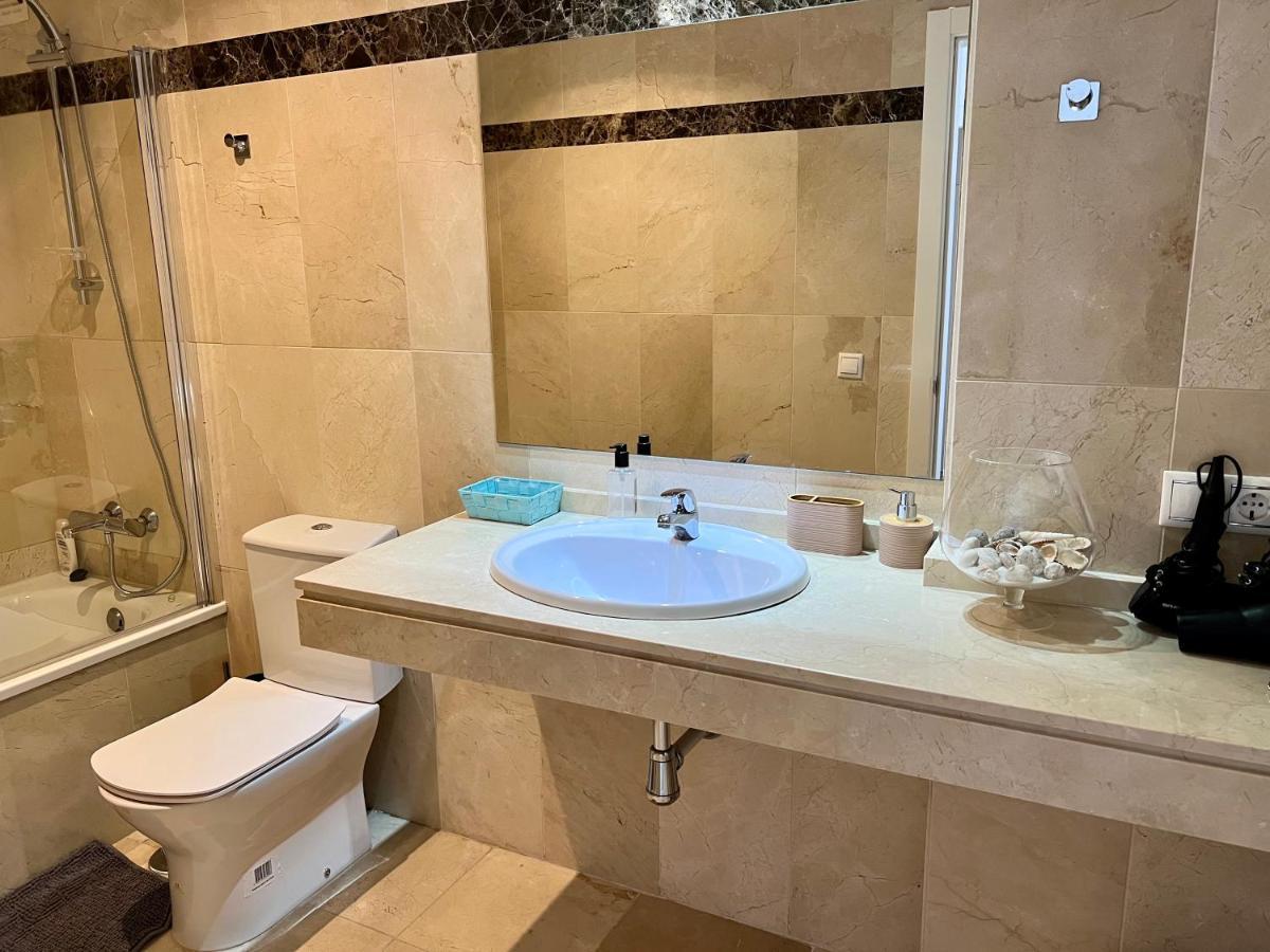 Breathtaking Sea View Apartment Estepona Luaran gambar