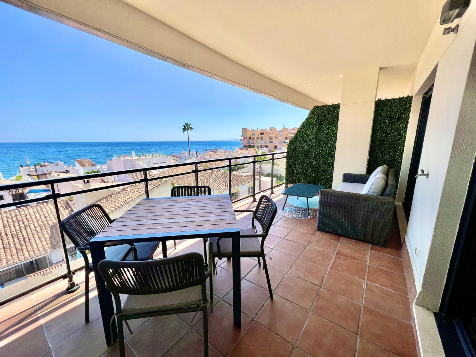 Breathtaking Sea View Apartment Estepona Luaran gambar
