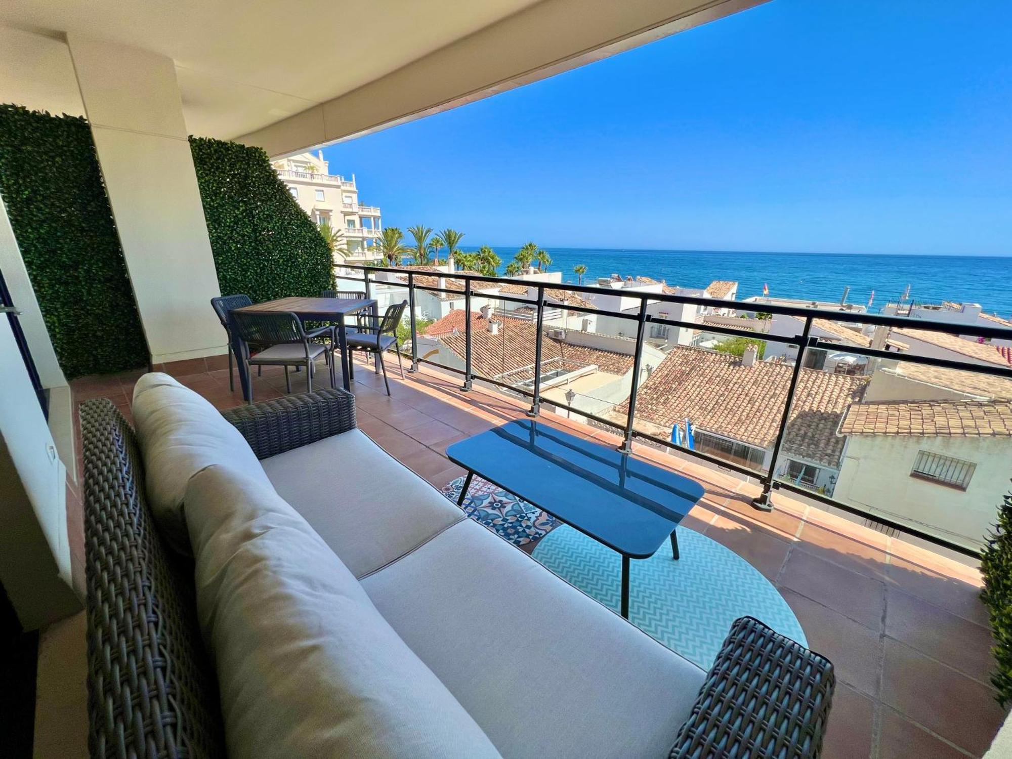 Breathtaking Sea View Apartment Estepona Luaran gambar